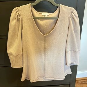 Women’s Blu Pepper Quarter Sleeve shirt - size M